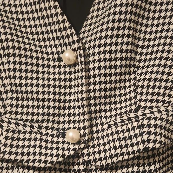 CeCe Black and White Houndstooth Midi Dress - Picture 2 of 9